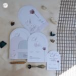 Oval Kesim Davetiye Çiçekli