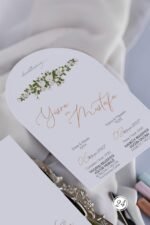 Oval Kesim Çiçekli Davetiye